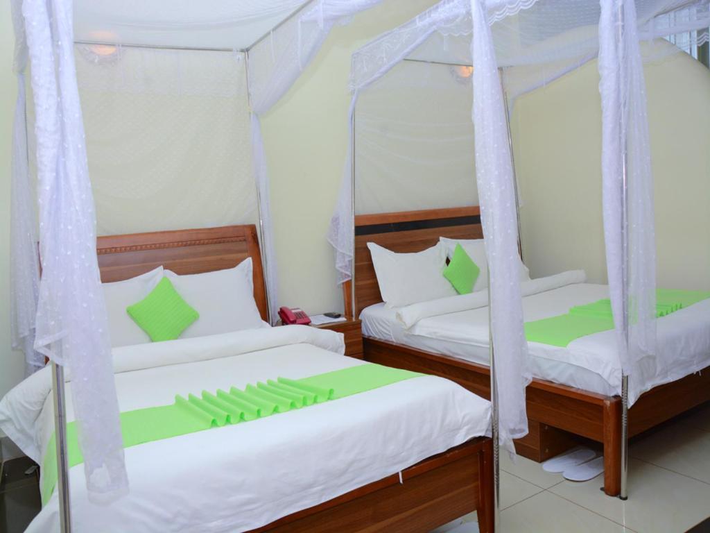 One Click Hotel Κιγκάλι Εξωτερικό φωτογραφία