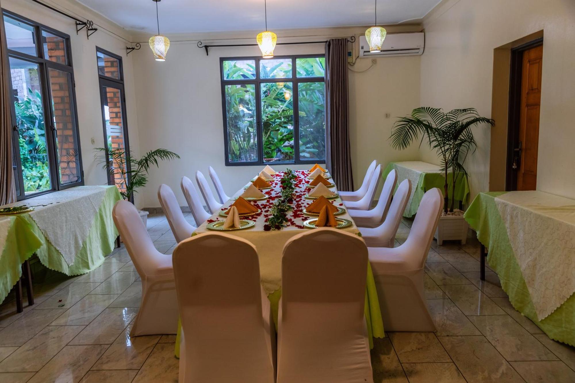 One Click Hotel Κιγκάλι Εξωτερικό φωτογραφία